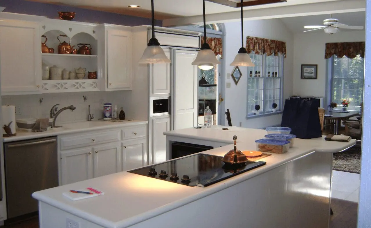 Classic cozy white kitchen